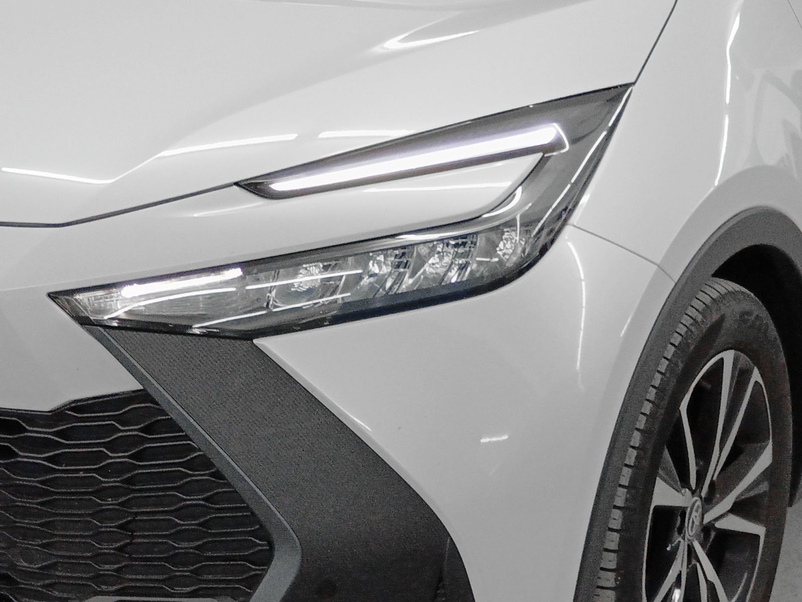Toyota C-HR 140H Advance - foto 24