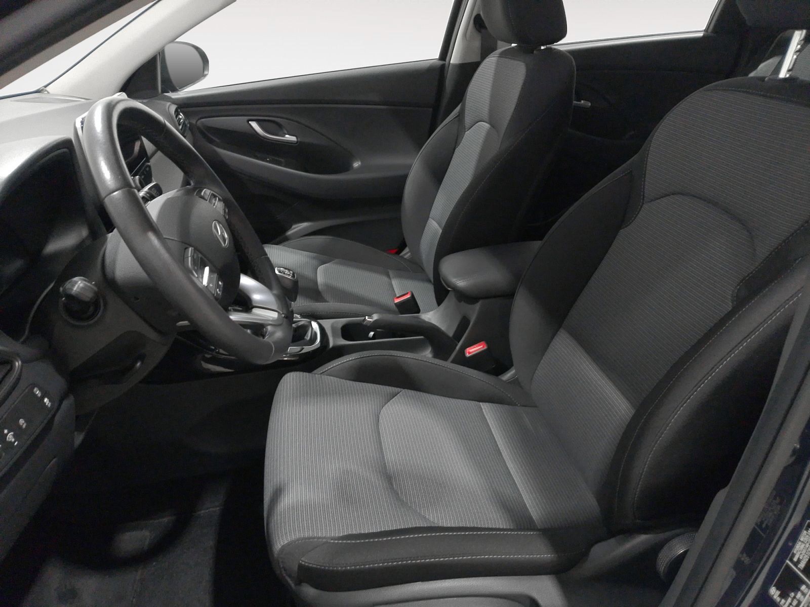 Hyundai i30 1.5 DPI Klass - foto 10