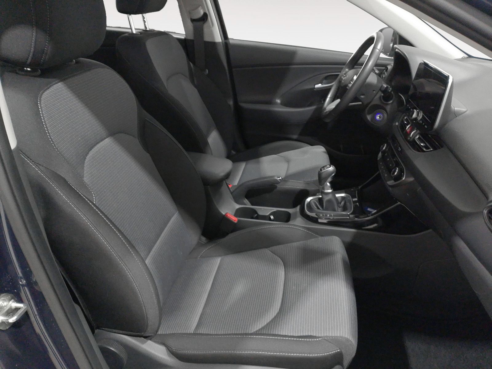 Hyundai i30 1.5 DPI Klass - foto 12