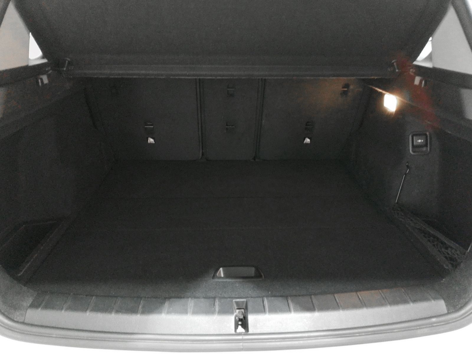 BMW X1 sDrive16d - foto 13