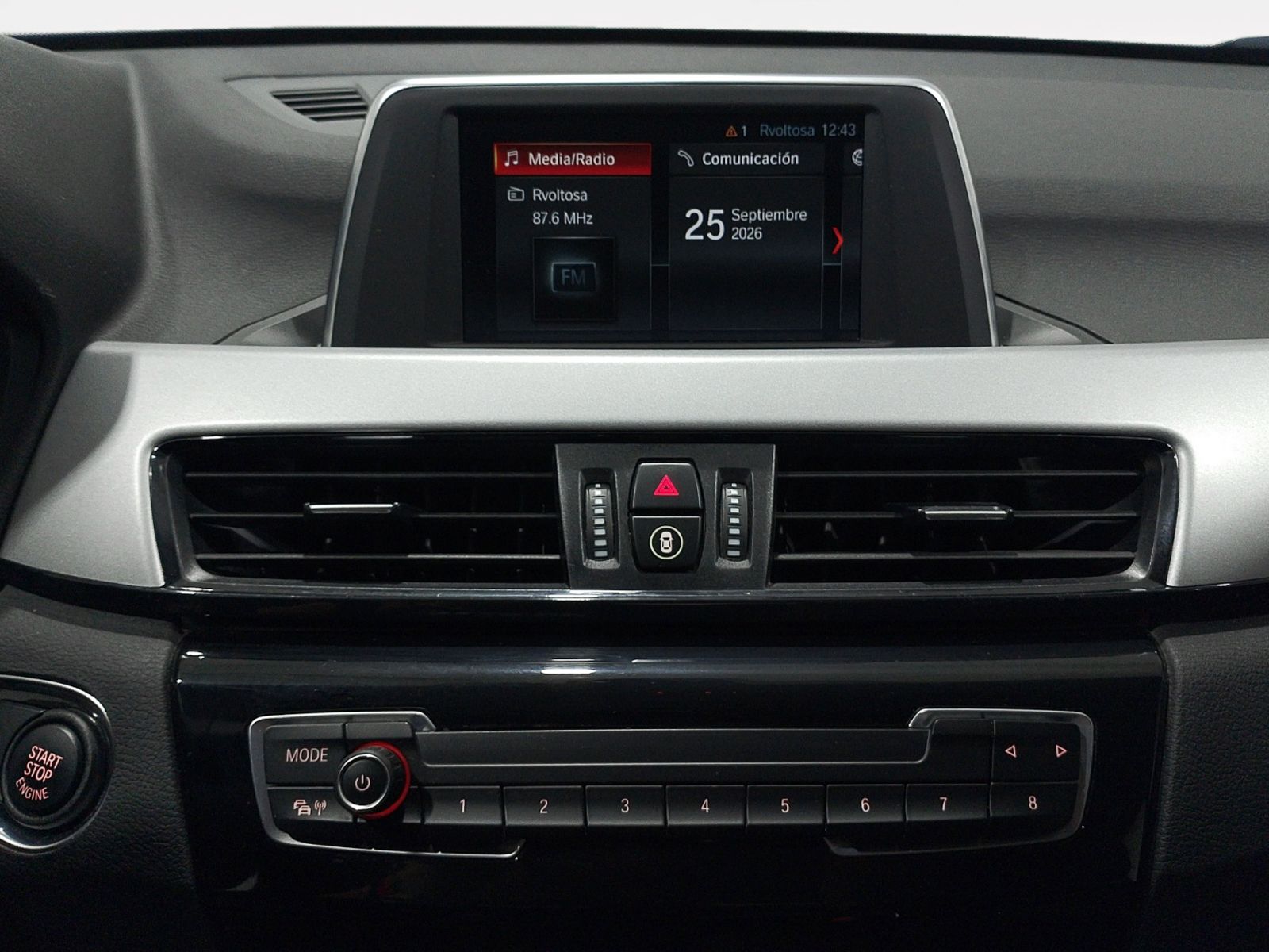 BMW X1 sDrive16d - foto 16
