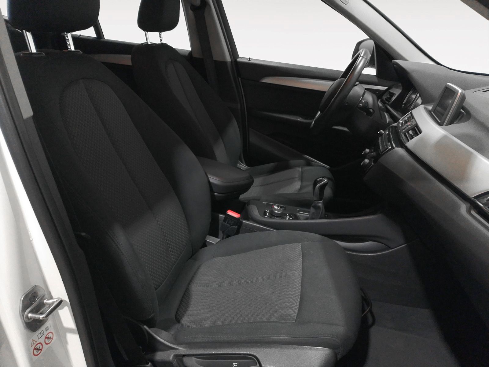 BMW X1 sDrive16d - foto 12