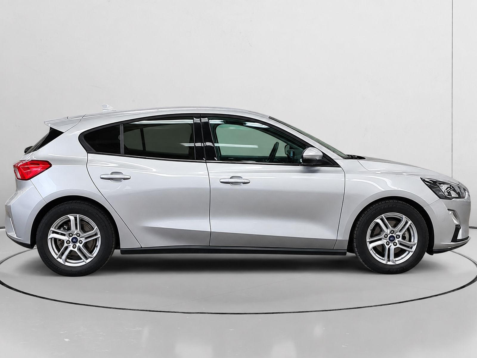 Ford Focus 1.5 EcoBlue Trend+ - foto 2