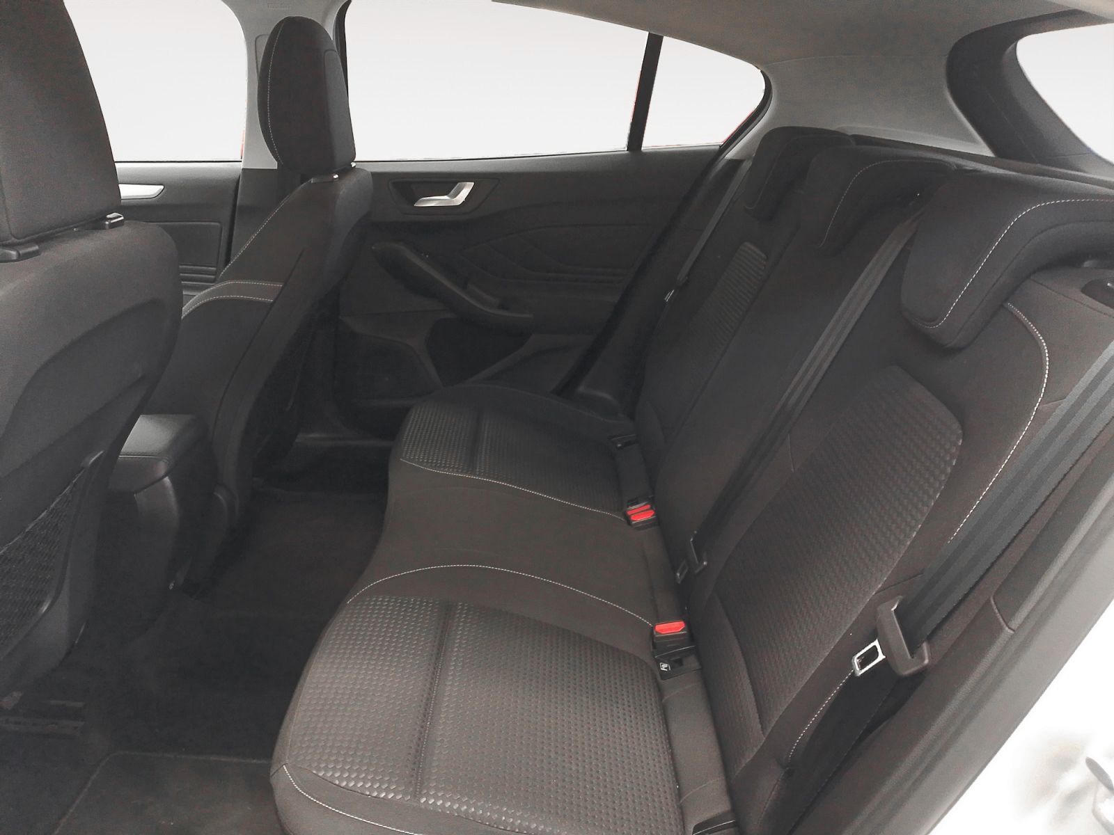 Ford Focus 1.5 EcoBlue Trend+ - foto 12