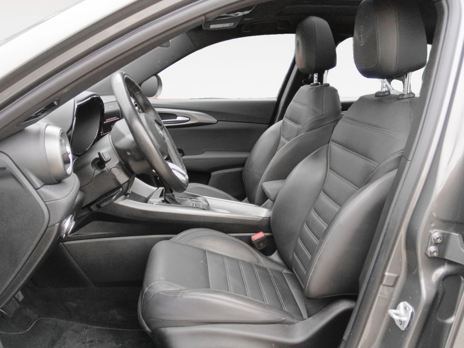 Alfa Romeo Tonale 1.6 DS Sprint FWD - foto 10