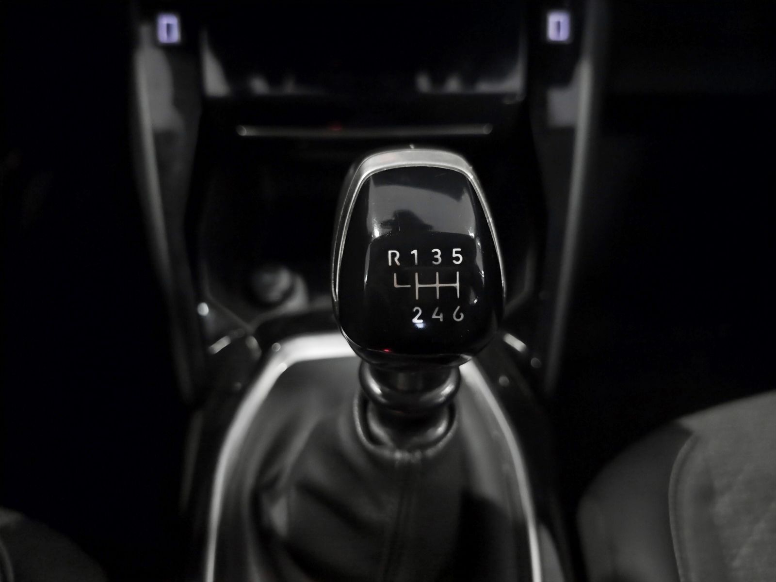 Peugeot 208 PureTech 100 Allure - foto 14