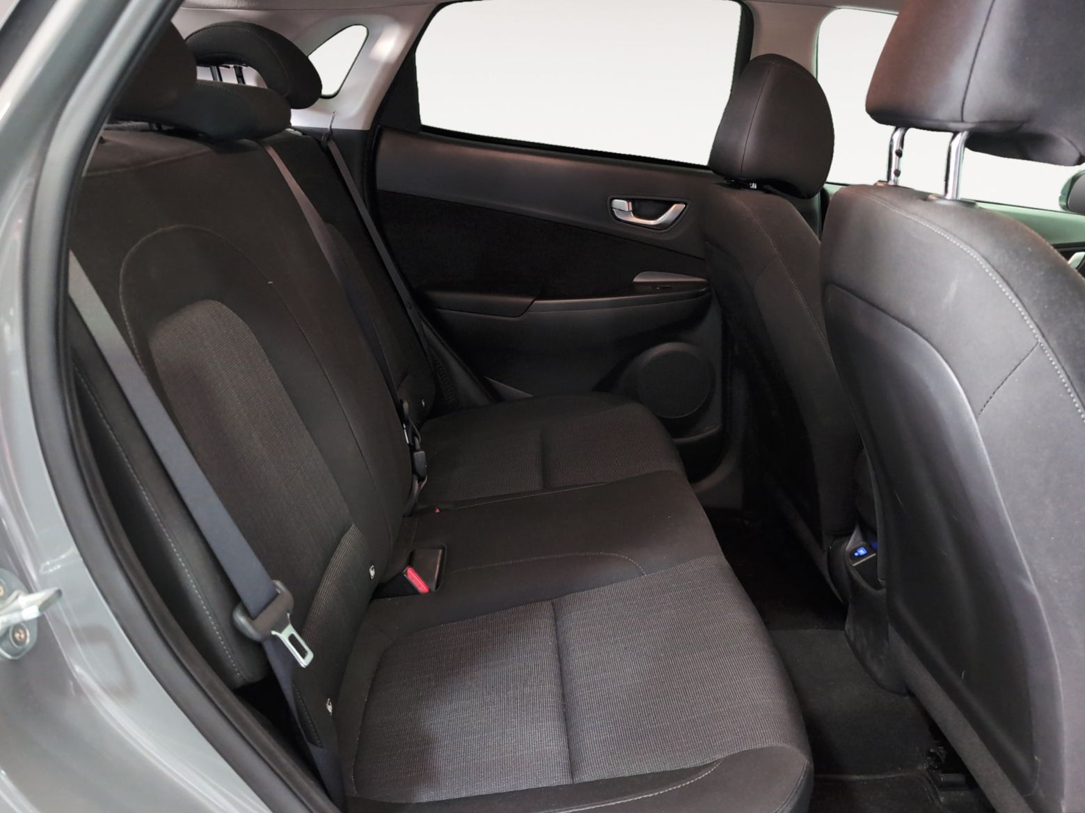 Hyundai Kona 1.0 T-GDi 48V Maxx 4x2 - foto 11