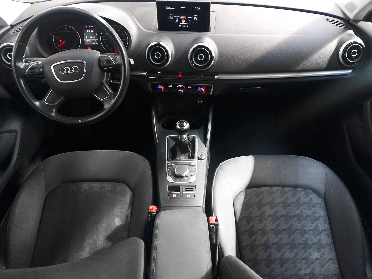 Audi A3 Attraction 1.6 TDI clean diesel - foto 9