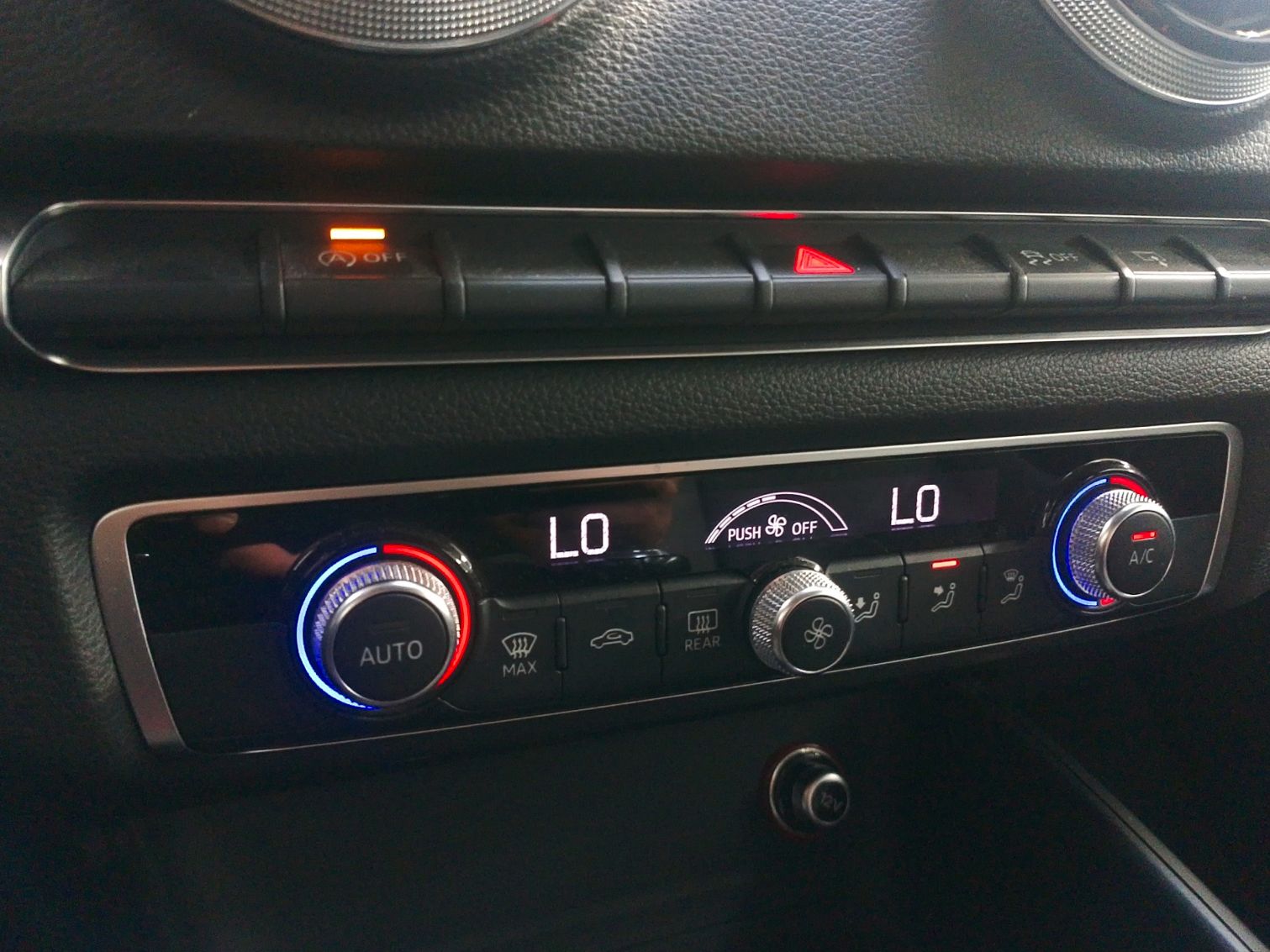 Audi A3 Attraction 1.6 TDI clean diesel - foto 22