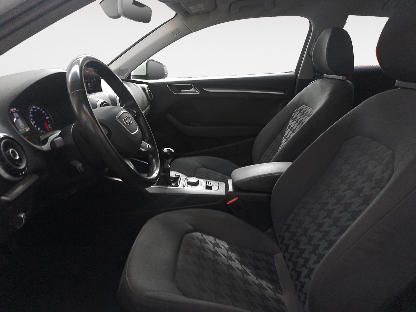 Audi A3 Attraction 1.6 TDI clean diesel - foto 11