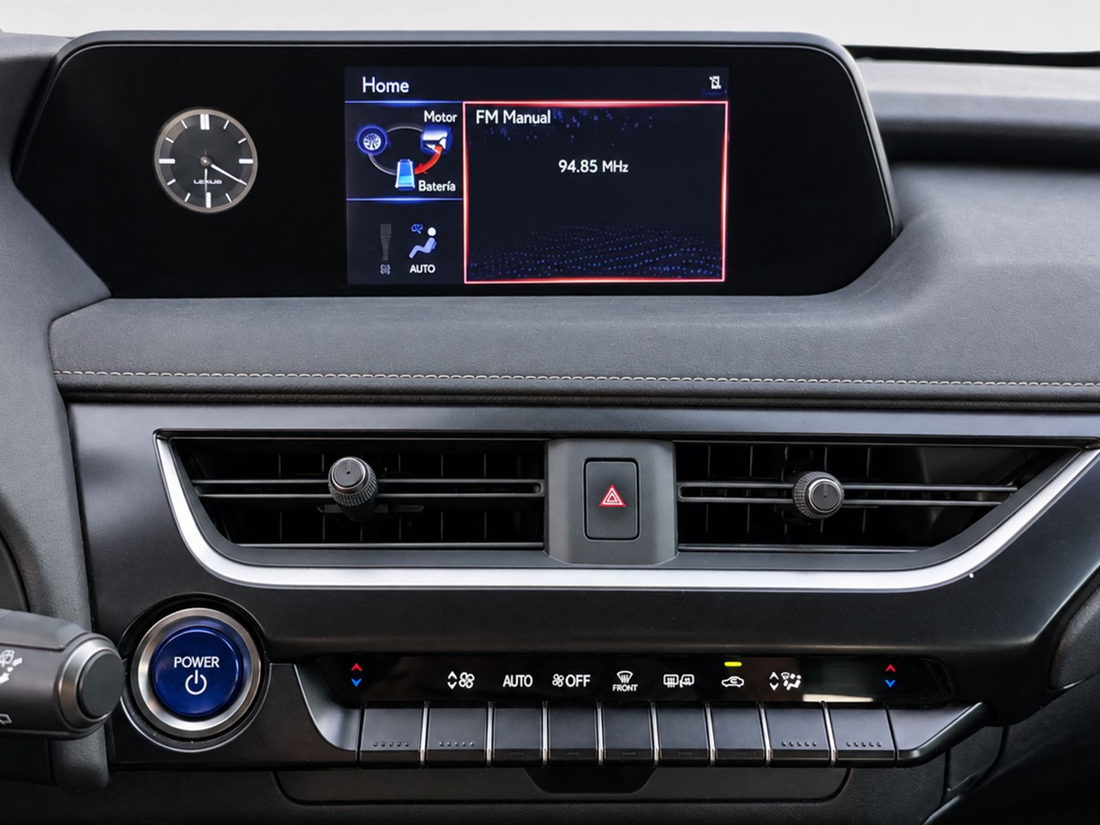 Lexus UX 250h Eco - foto 16