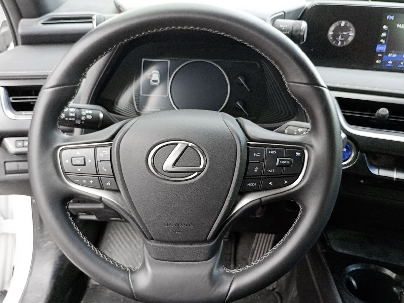 Lexus UX 250h Eco - foto 9