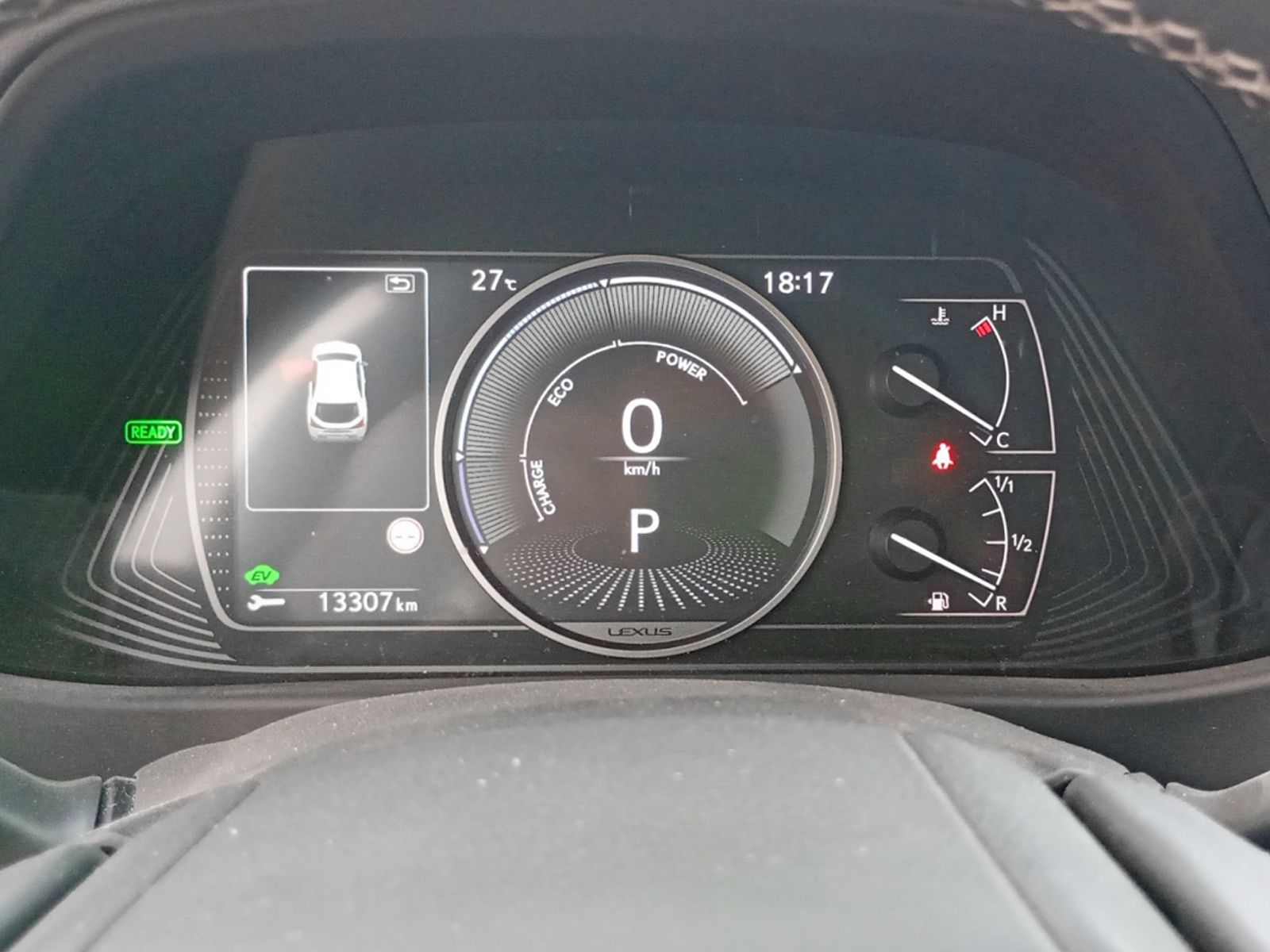 Lexus UX 250h Eco - foto 15