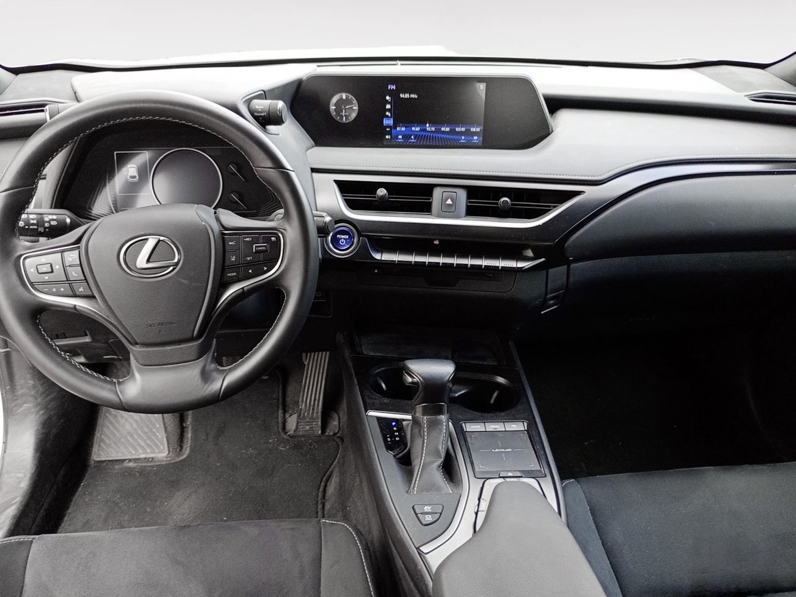 Lexus UX 250h Eco - foto 8