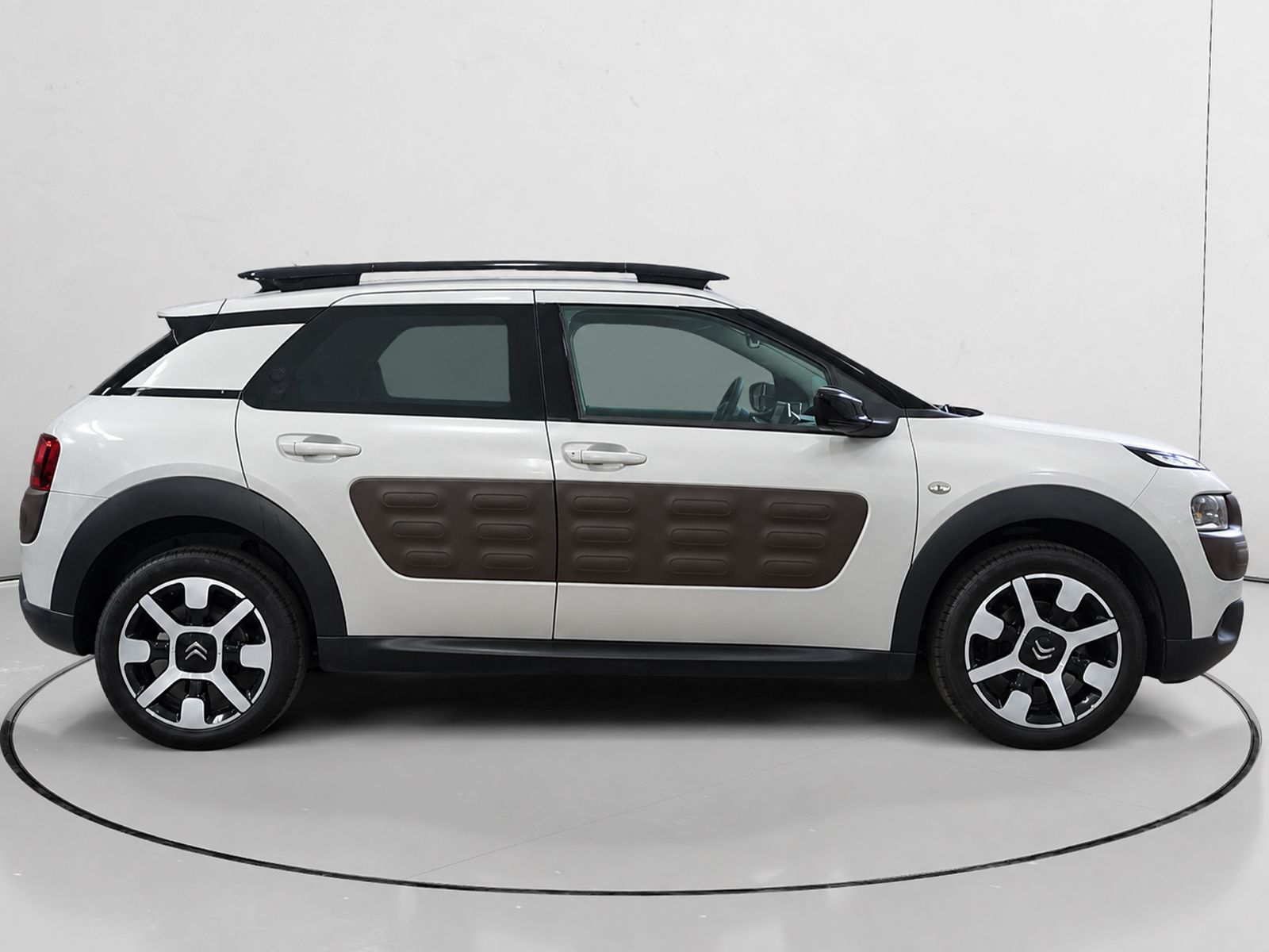 Citroën C4 Cactus PureTech 110 Shine - foto 2