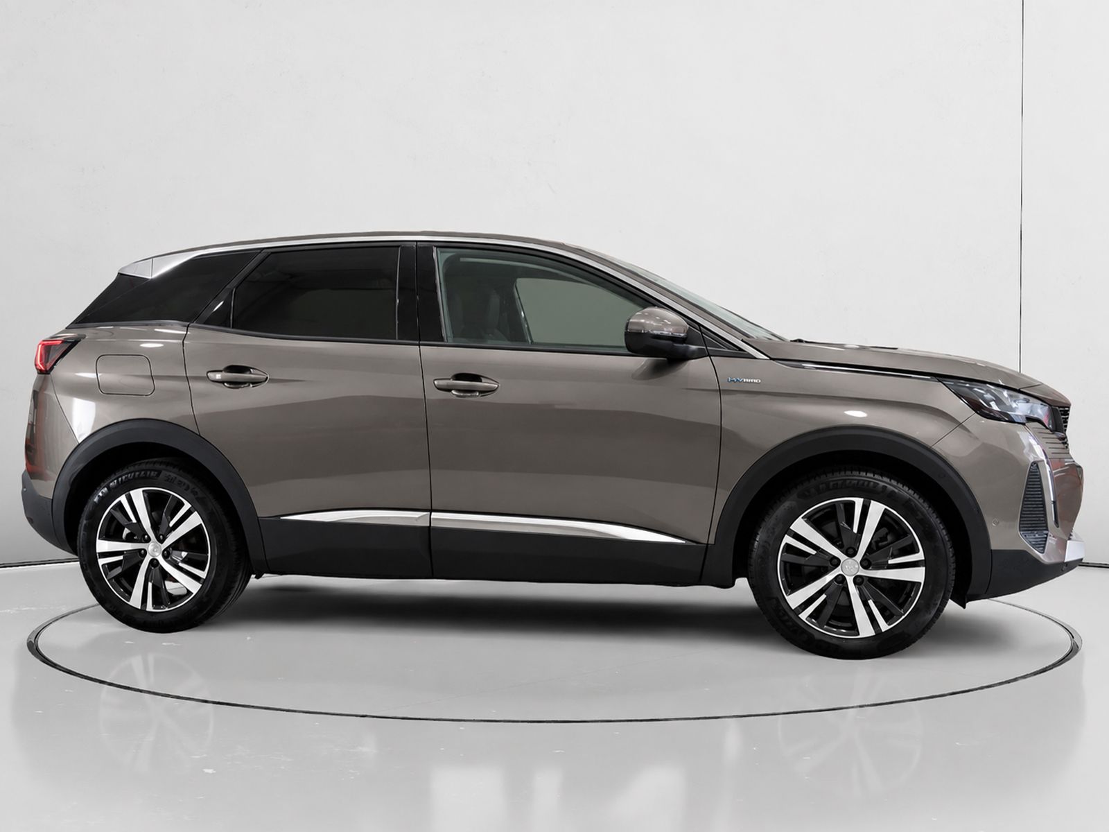 Peugeot 3008 Hybrid 225 Allure e-EAT8 - foto 2