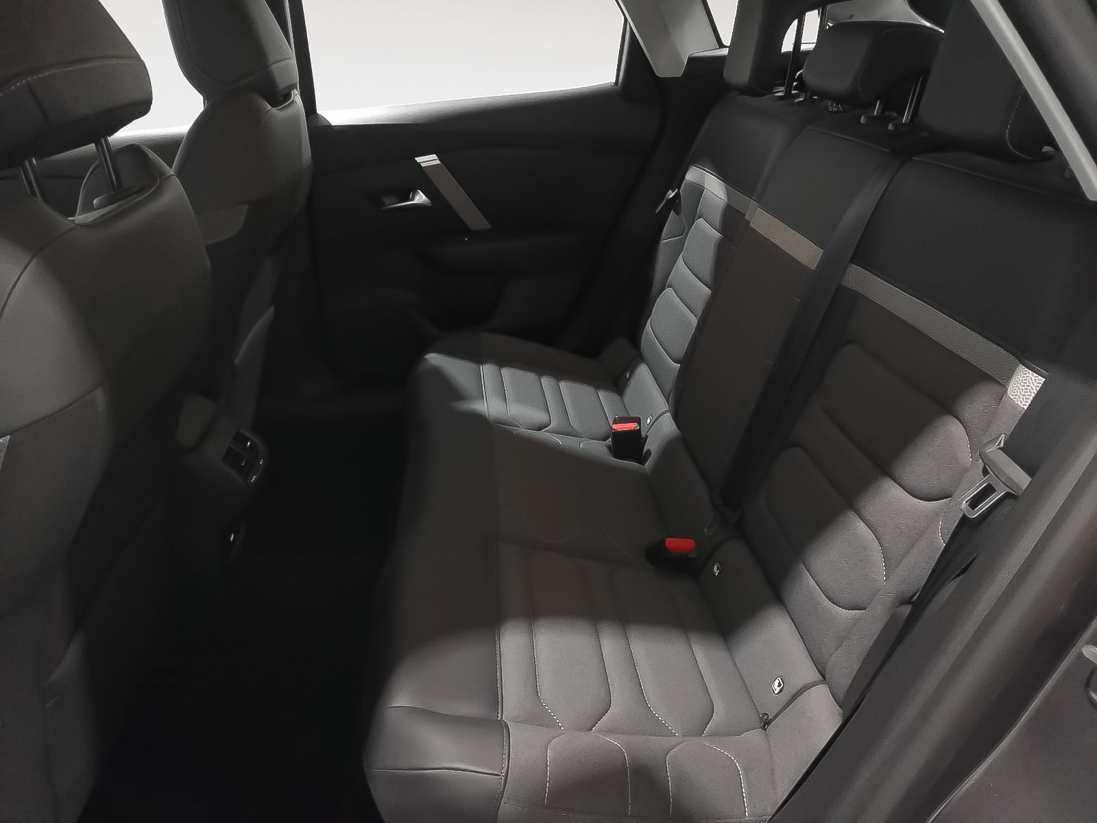 Citroën C4 PureTech 130 Plus - foto 11