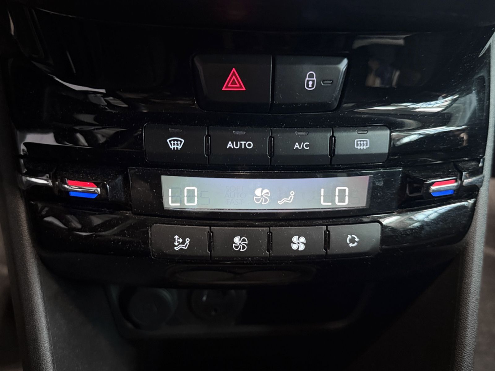 Peugeot 2008 PureTech 110 Allure - foto 21