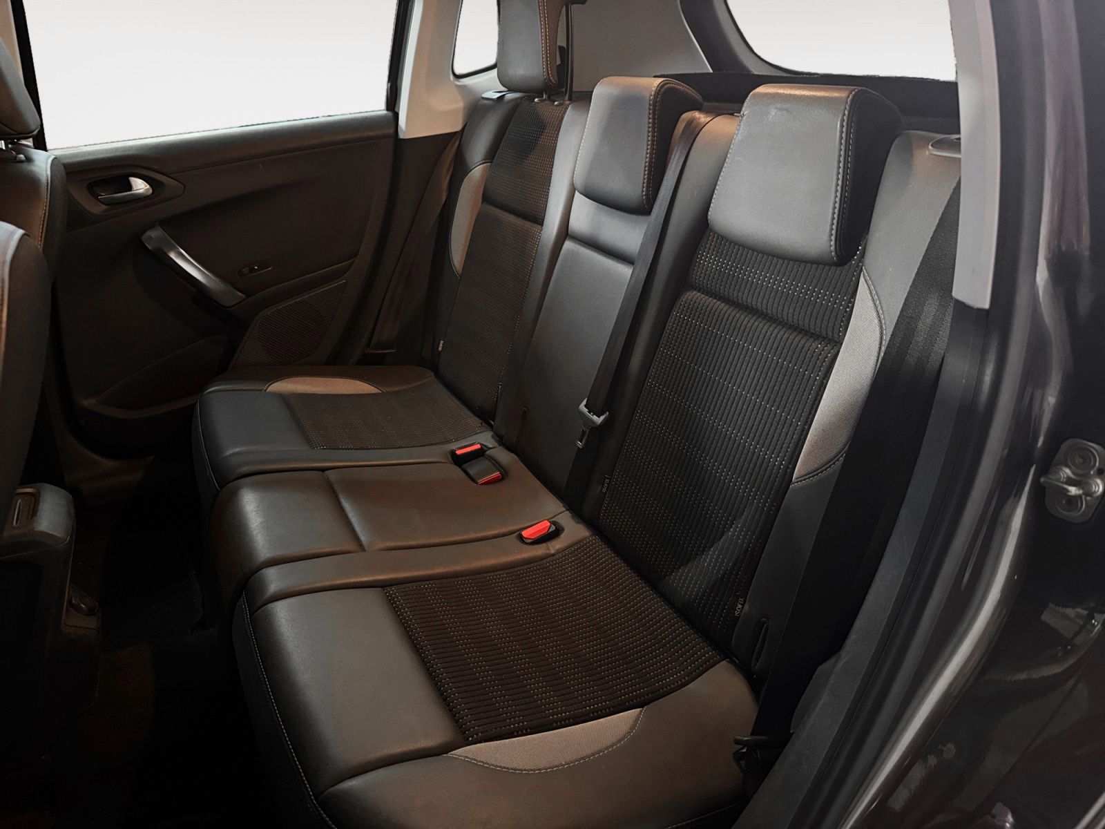 Peugeot 2008 PureTech 110 Allure - foto 11