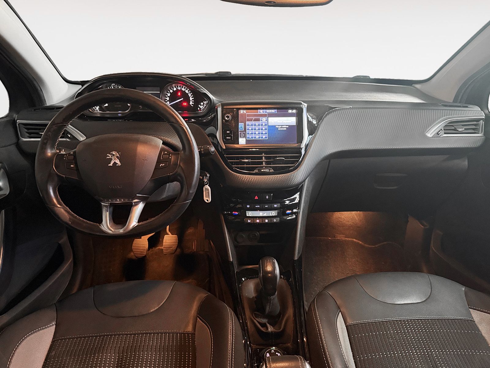 Peugeot 2008 PureTech 110 Allure - foto 8