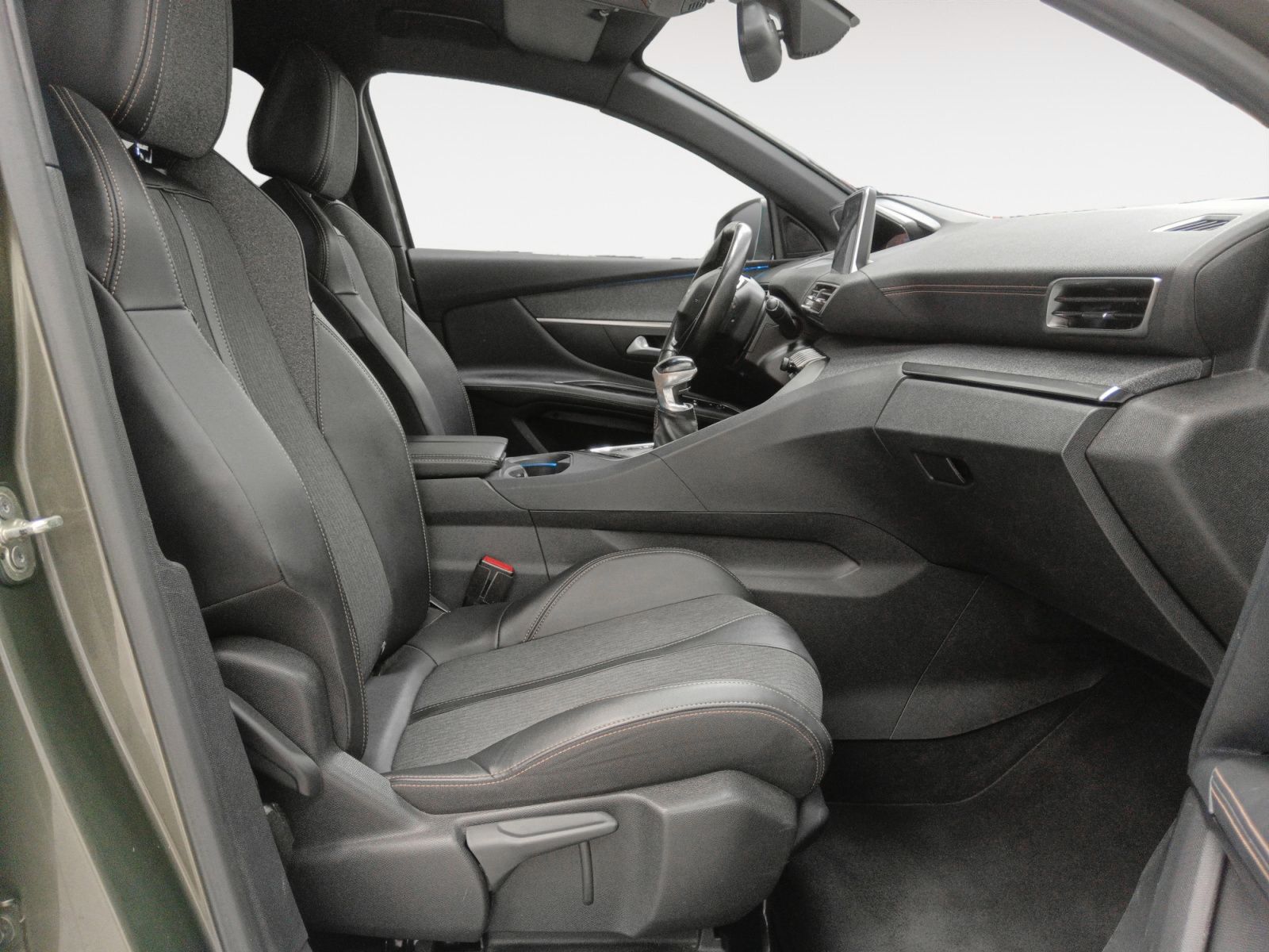 Peugeot 3008 BlueHDi 130 GT Line - foto 12