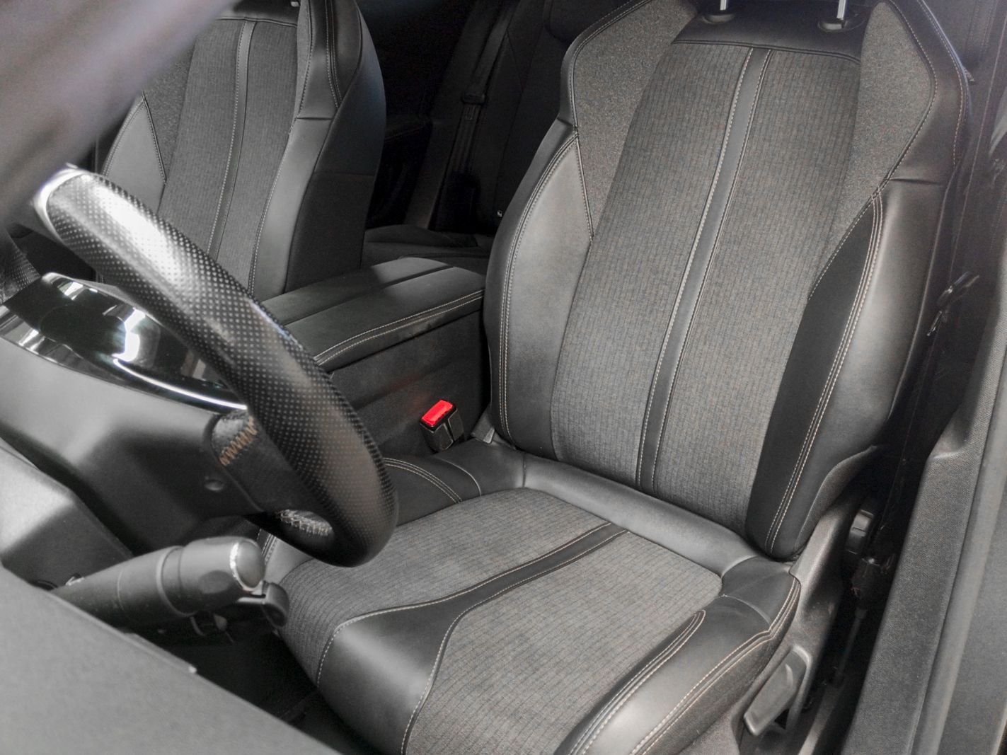 Peugeot 3008 BlueHDi 130 GT Line - foto 22