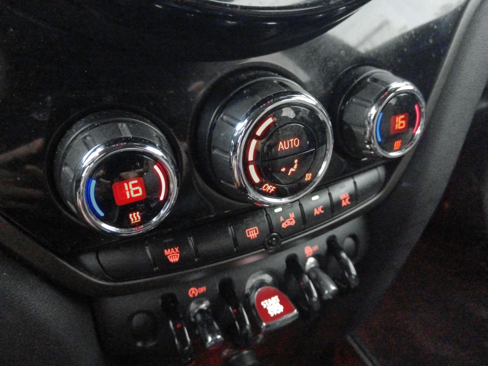 MINI Cooper D - foto 22