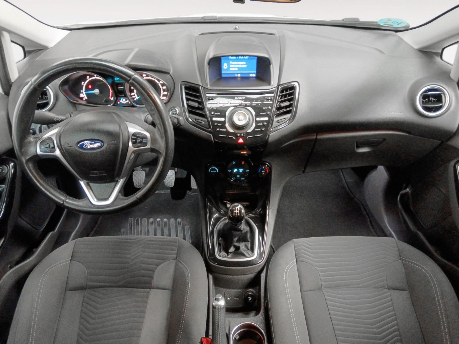 Ford Fiesta 1.0 EcoBoost Titanium - foto 8