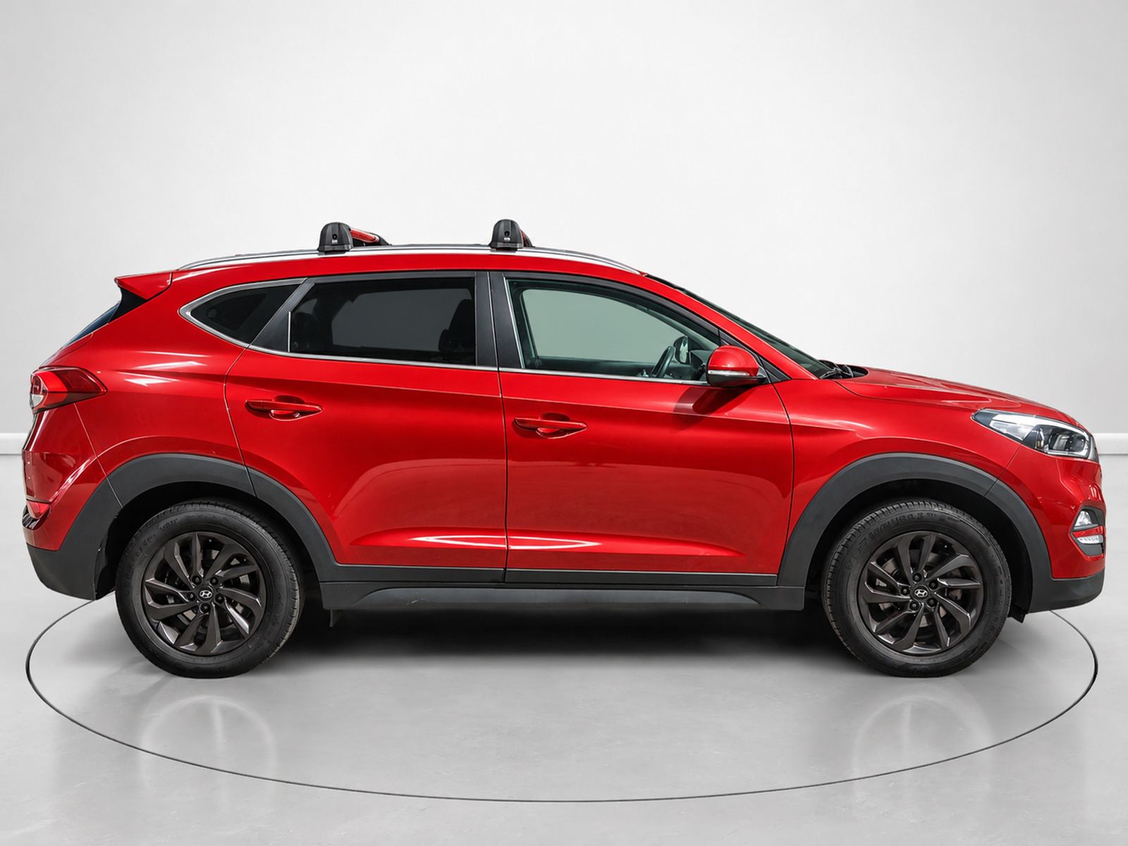 Hyundai Tucson 1.7 CRDi BlueDrive Klass 4x2 - foto 2