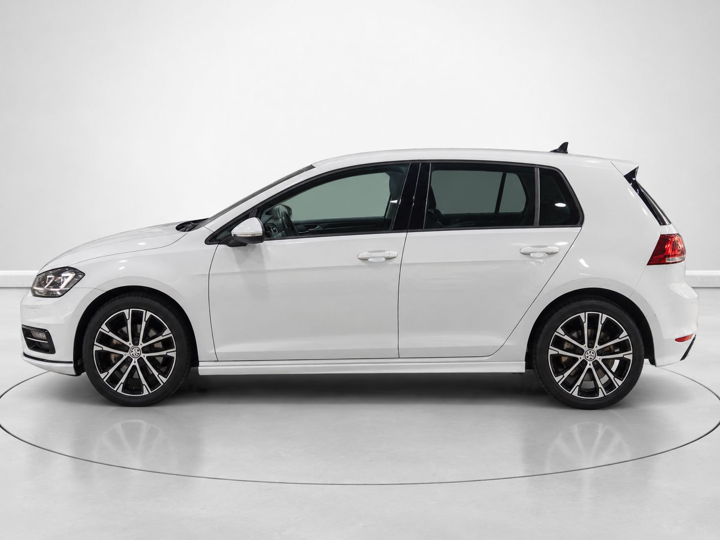 Volkswagen Golf Sport 2.0 TDI CR BMT - foto 6