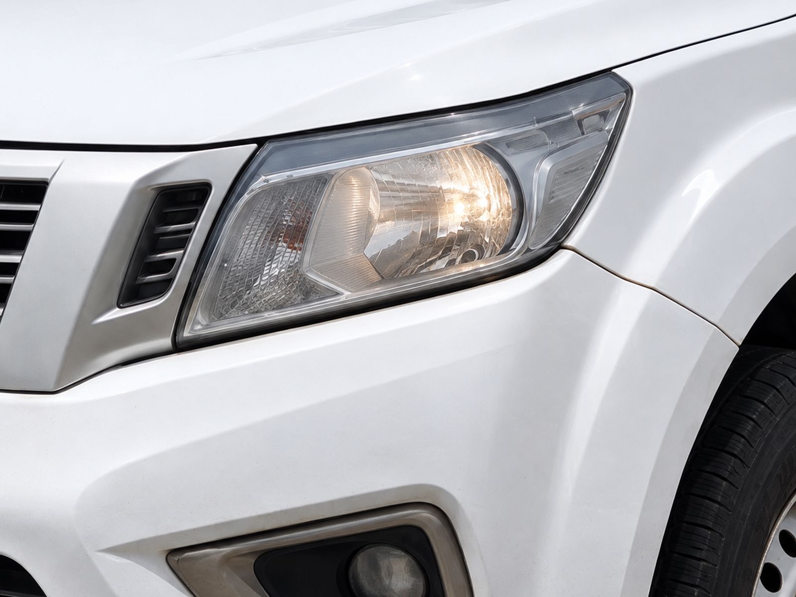 Nissan Navara PickUp 2.3 dCi Doble Cabina Visia - foto 19