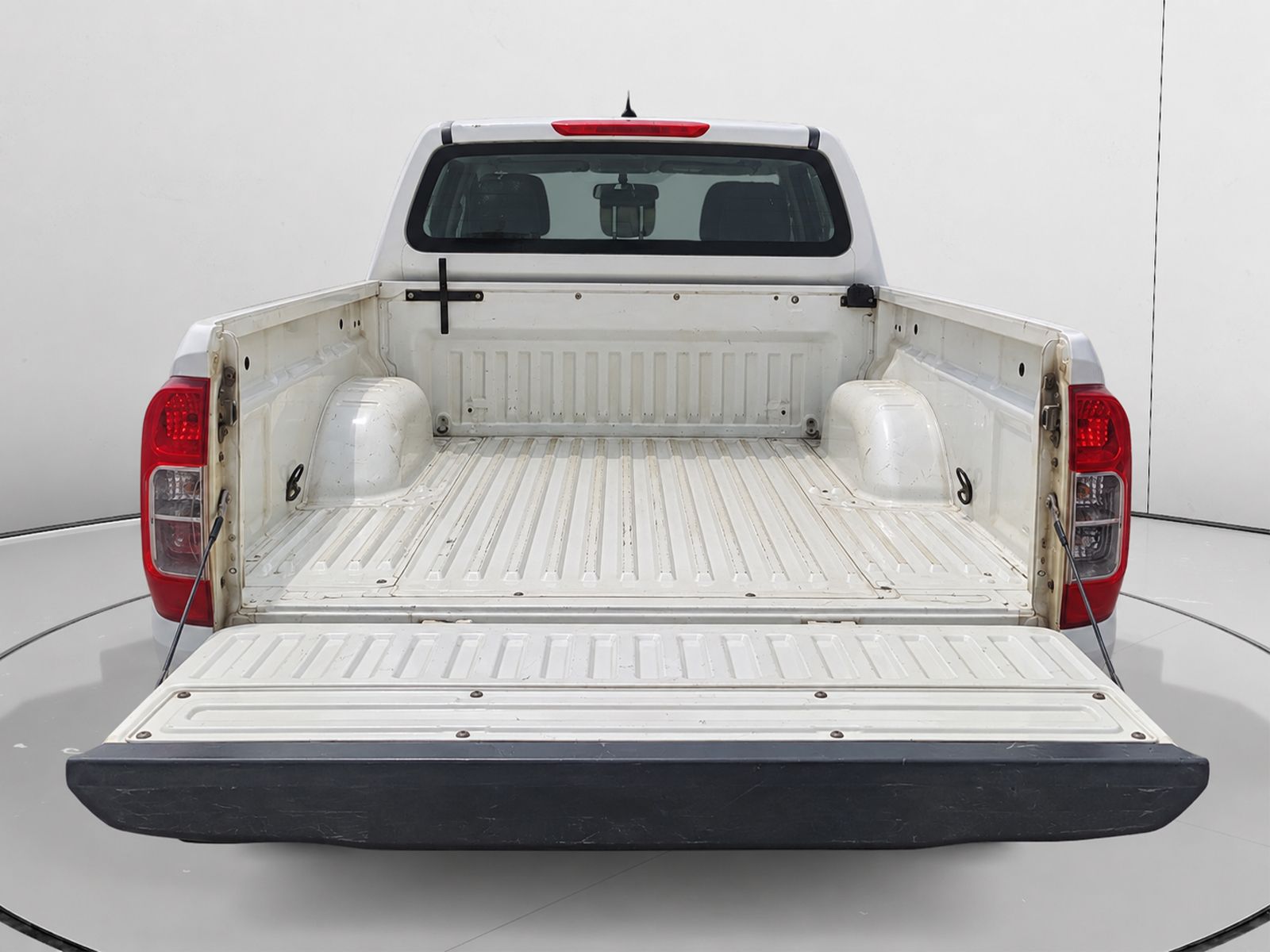 Nissan Navara PickUp 2.3 dCi Doble Cabina Visia - foto 12
