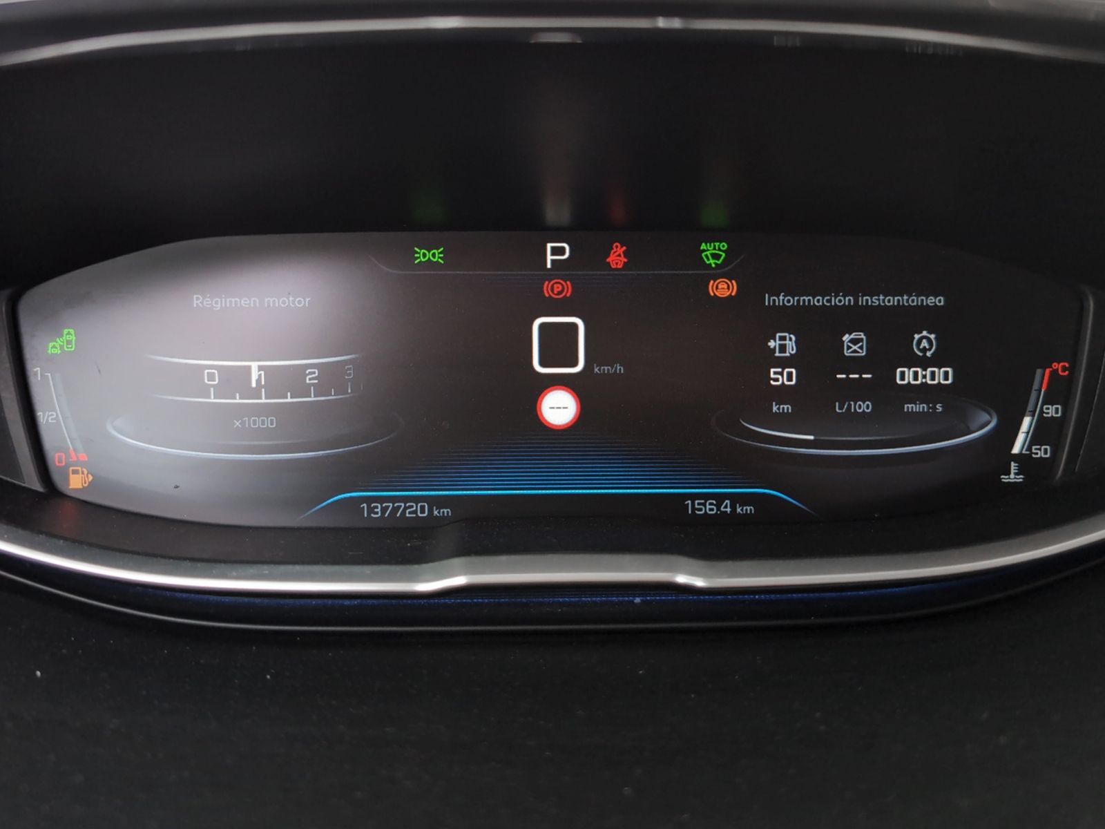 Peugeot 3008 BlueHDi 120 Allure EAT6 - foto 16