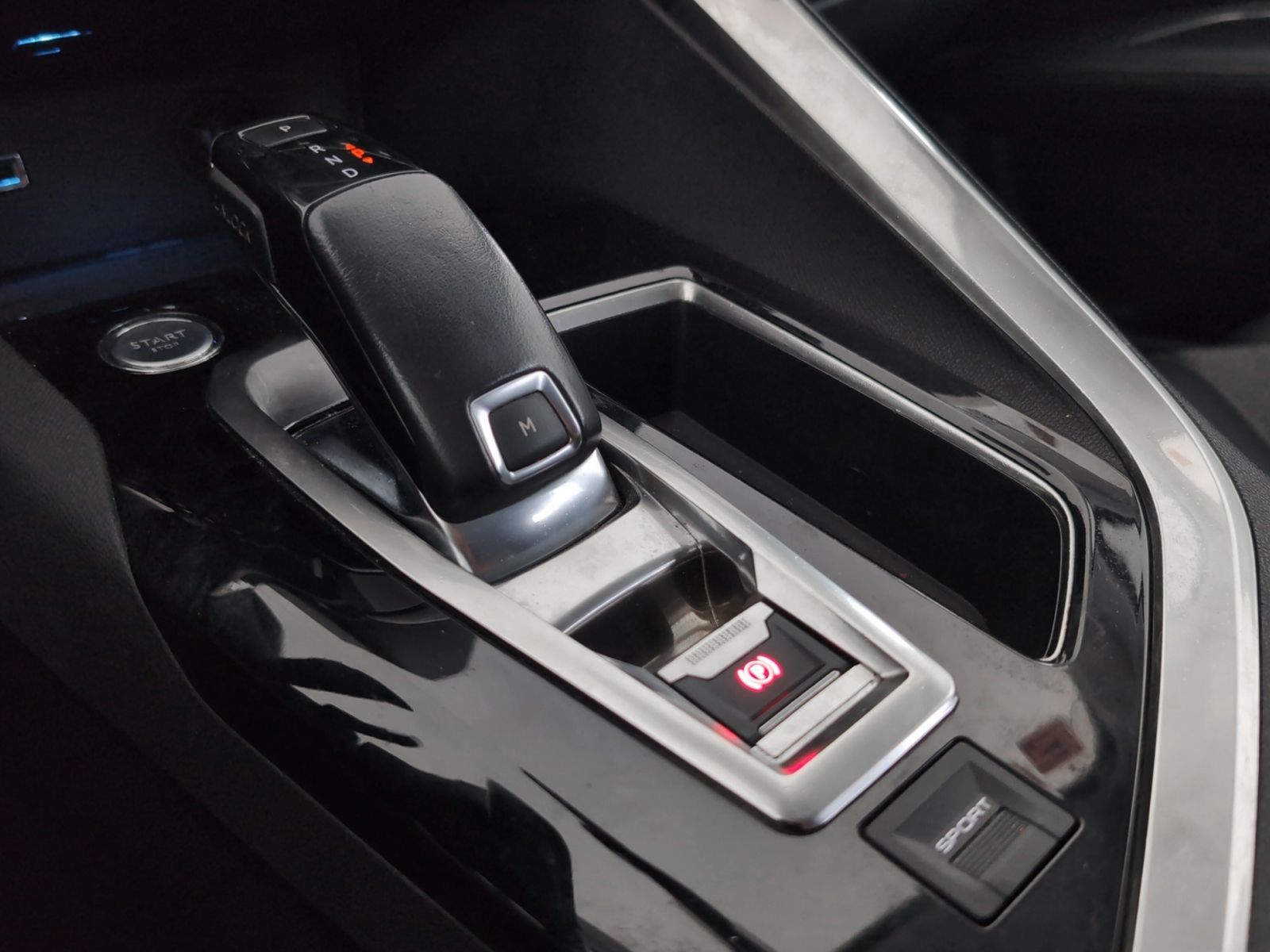 Peugeot 3008 BlueHDi 120 Allure EAT6 - foto 15