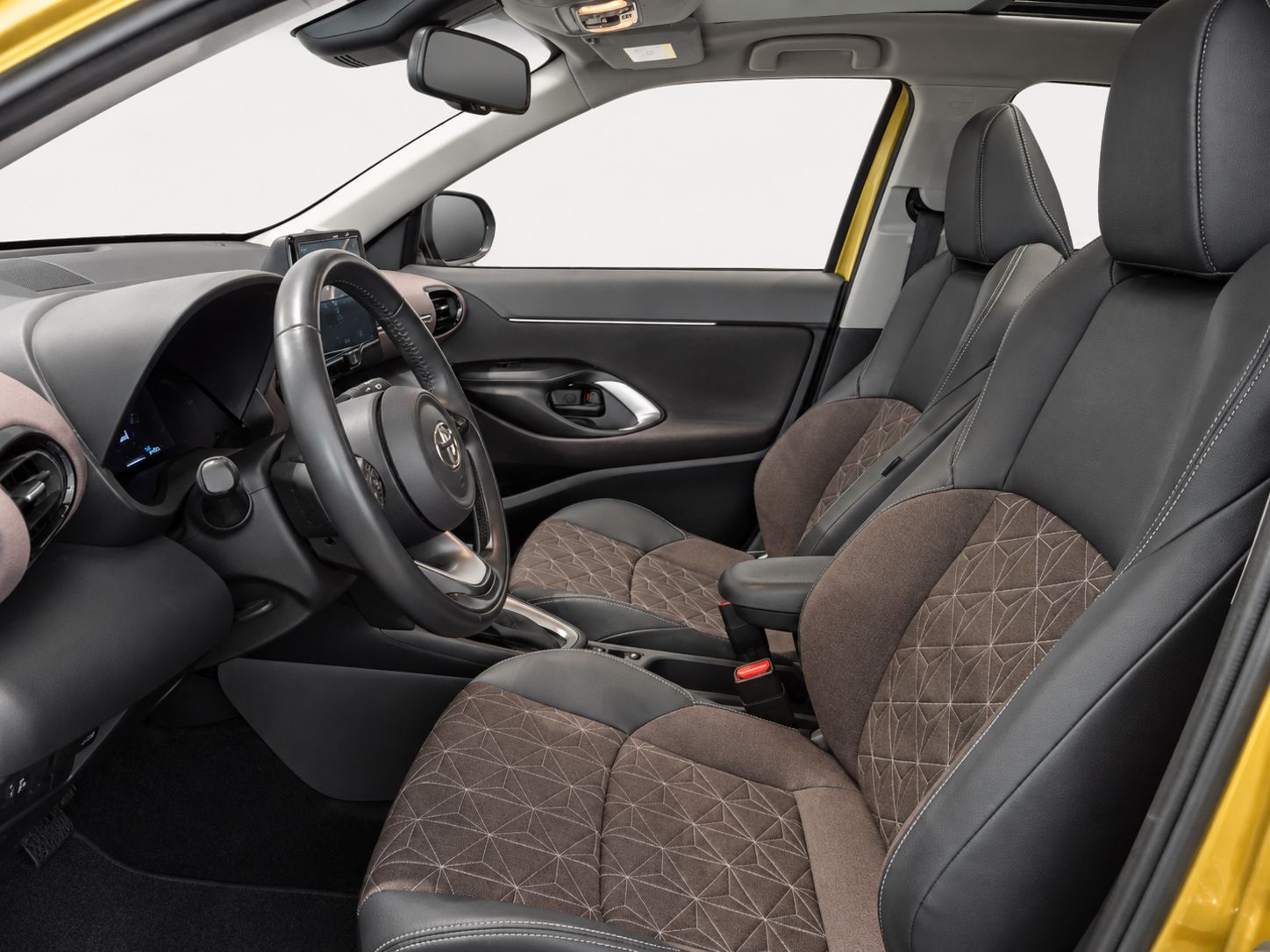 Toyota Yaris Cross 120H Business Plus - foto 34