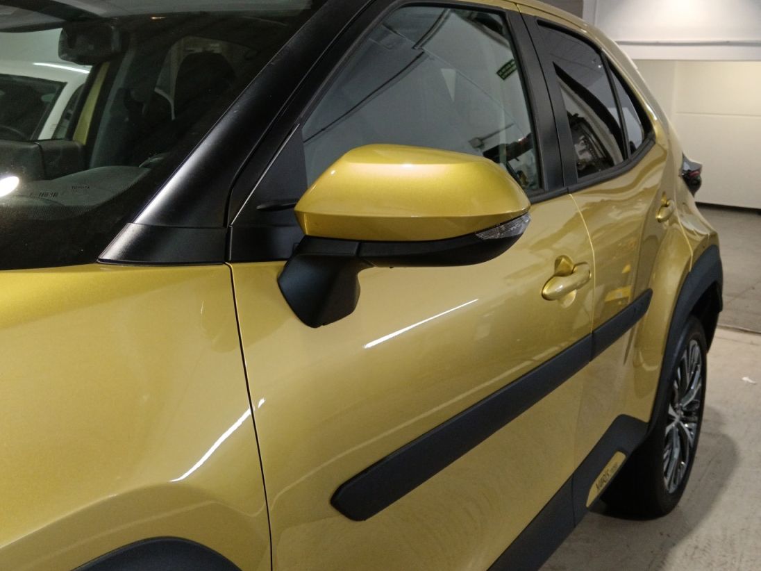 Toyota Yaris Cross 120H Business Plus - foto 24