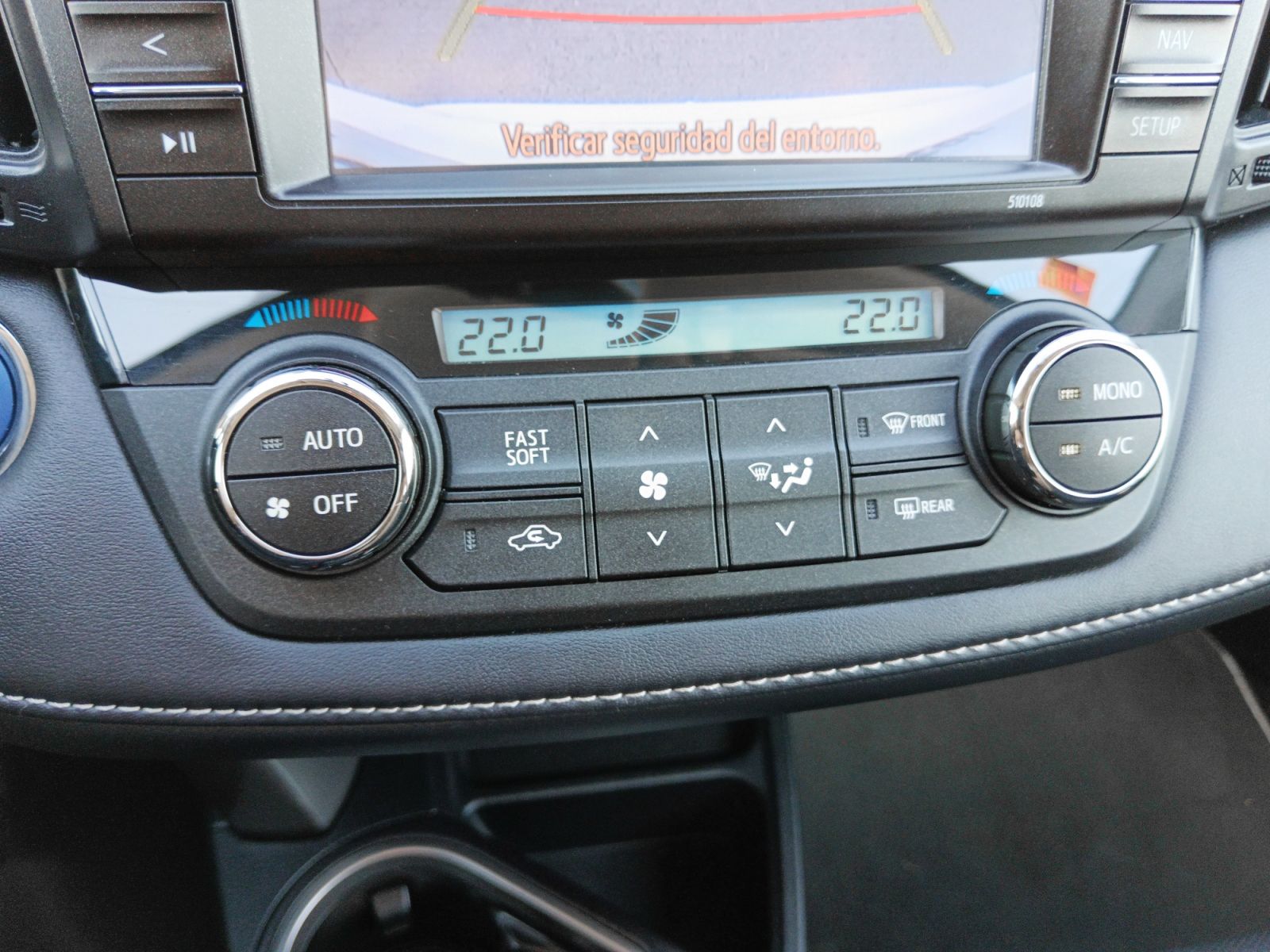 Toyota RAV4 2.5l hybrid Advance 2WD - foto 23