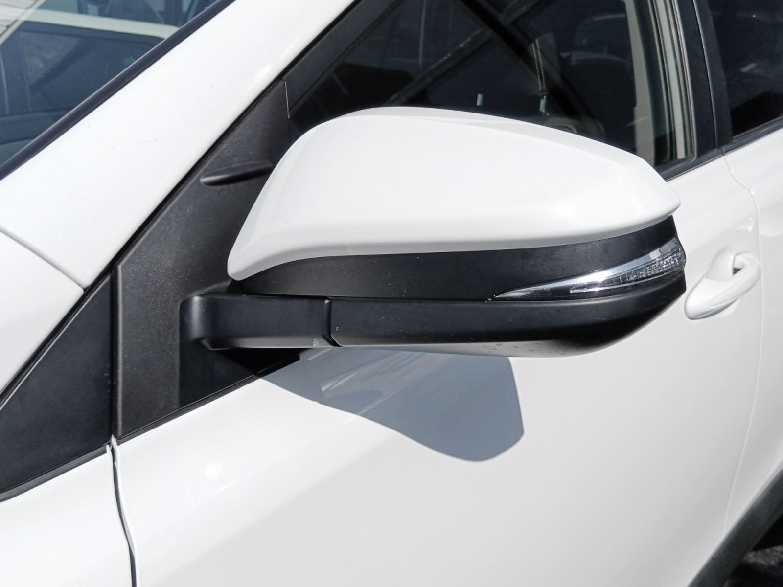 Toyota RAV4 2.5l hybrid Advance 2WD - foto 25