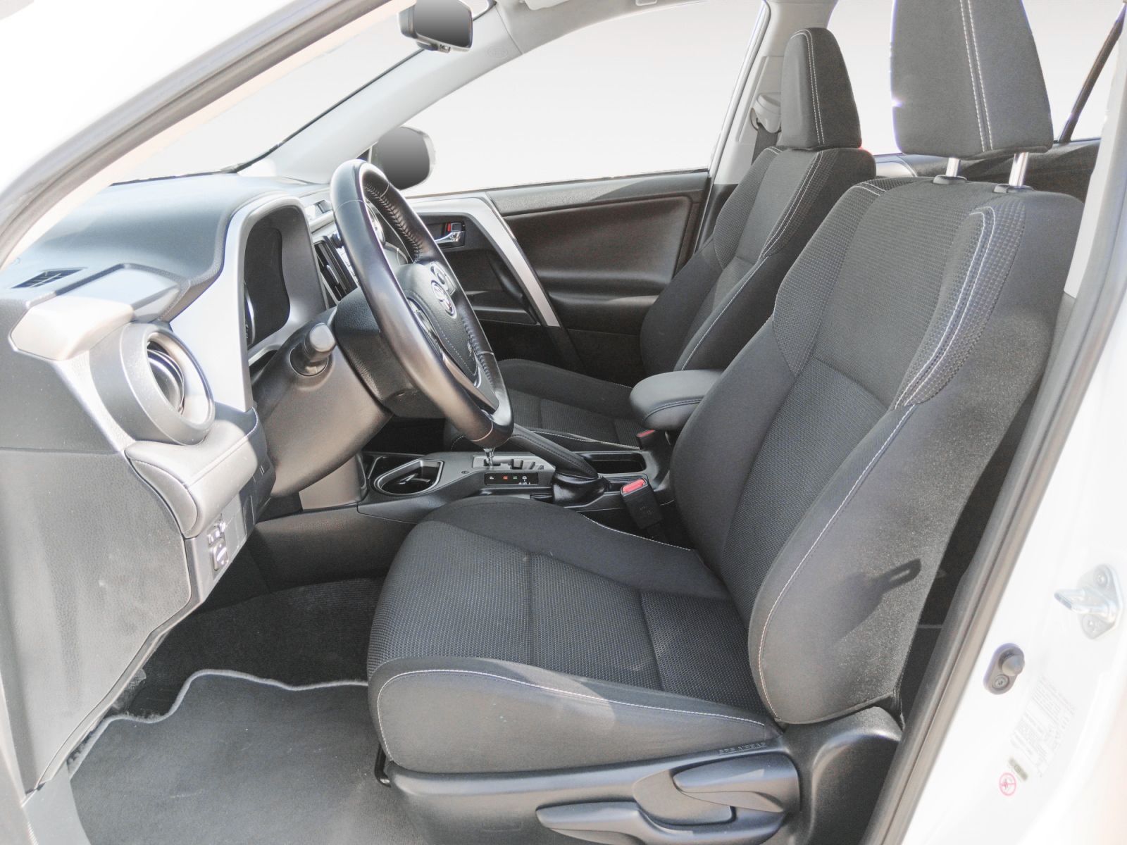 Toyota RAV4 2.5l hybrid Advance 2WD - foto 11