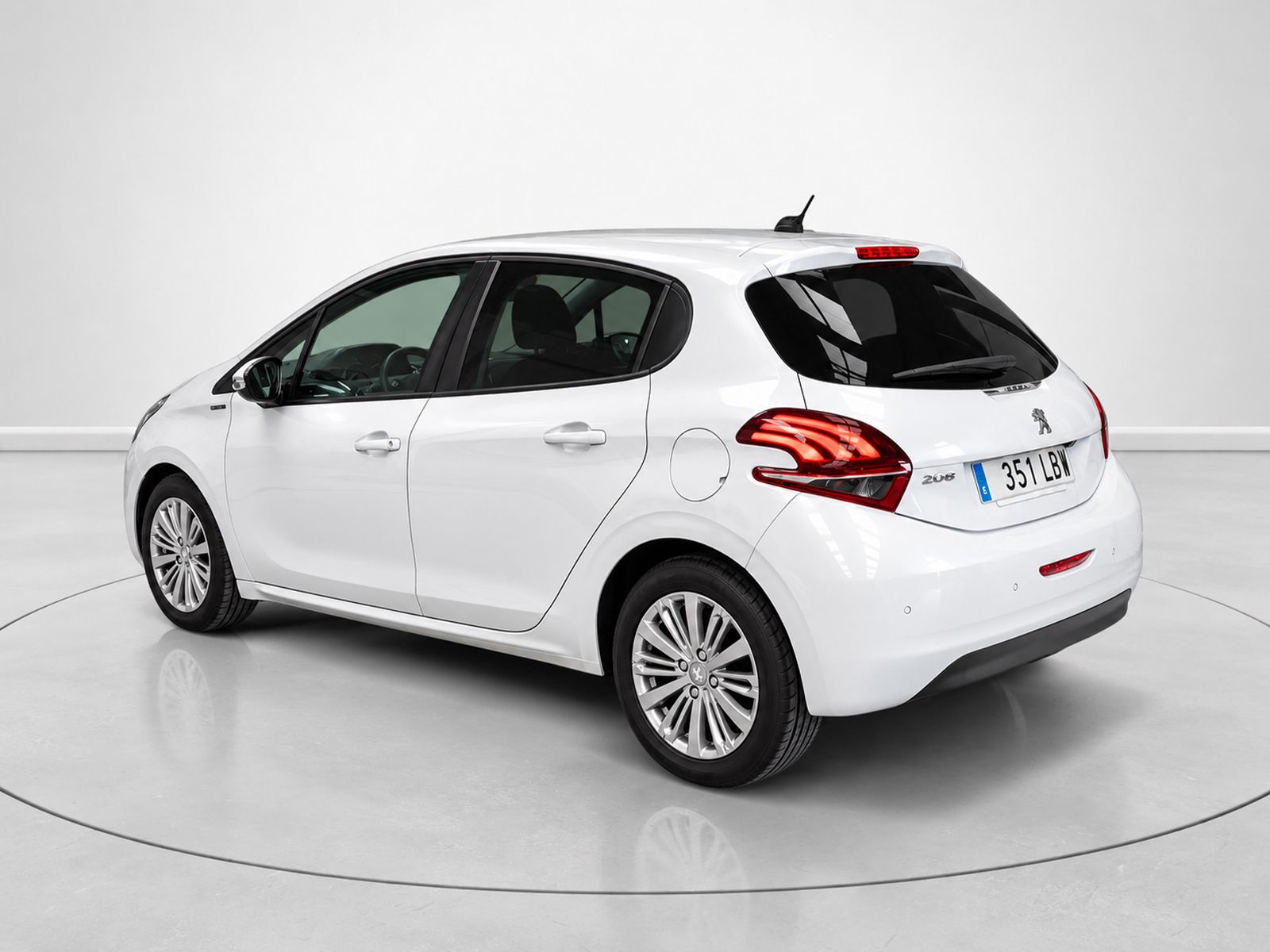 Peugeot 208 PureTech Signature - foto 5