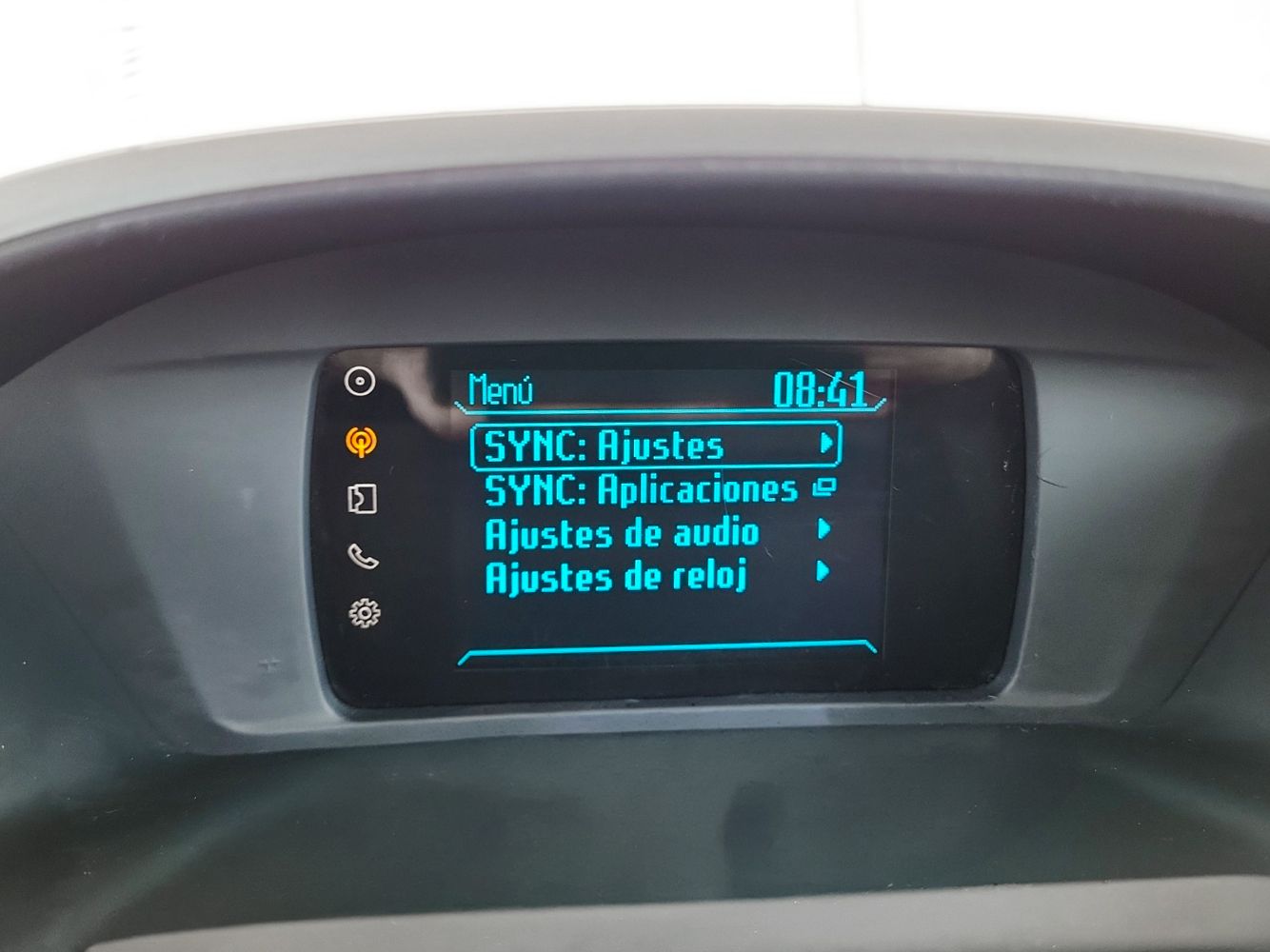 Ford C-Max 1.0 EcoBoost Trend - foto 16