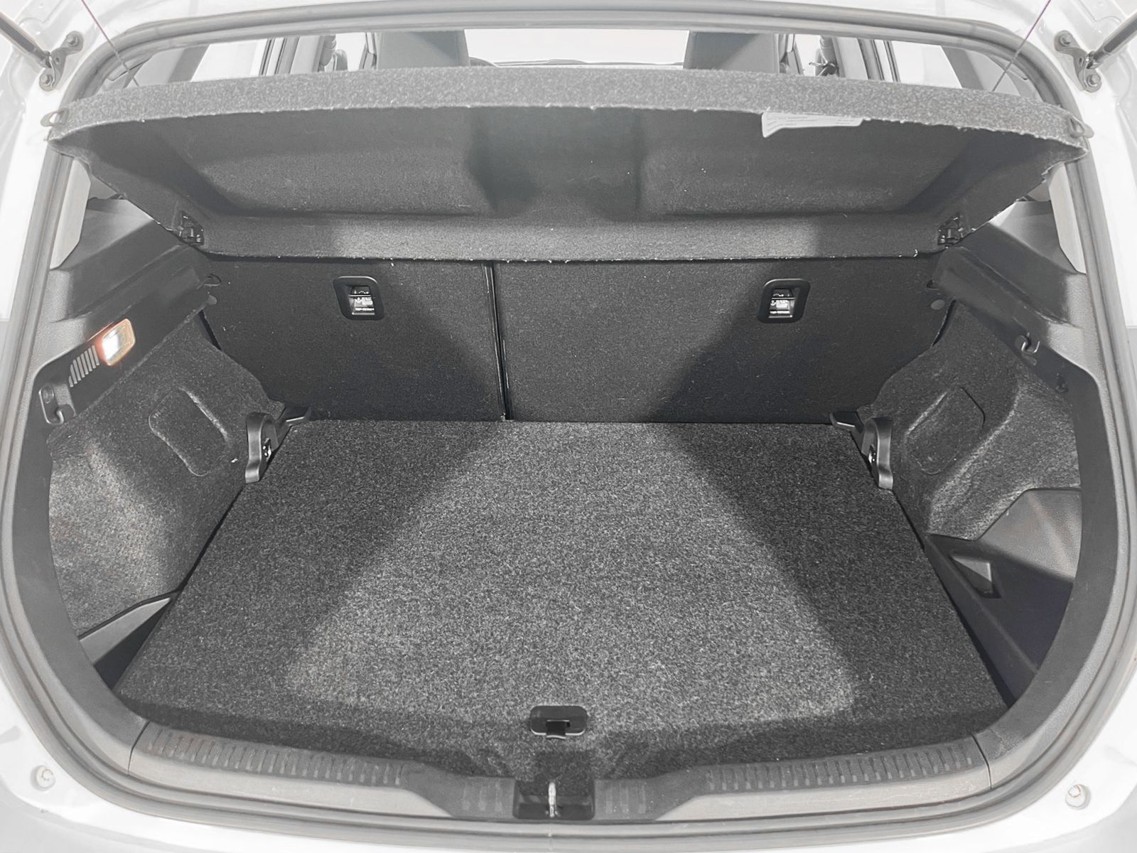 Toyota Auris 1.8 Hybrid Active - foto 14