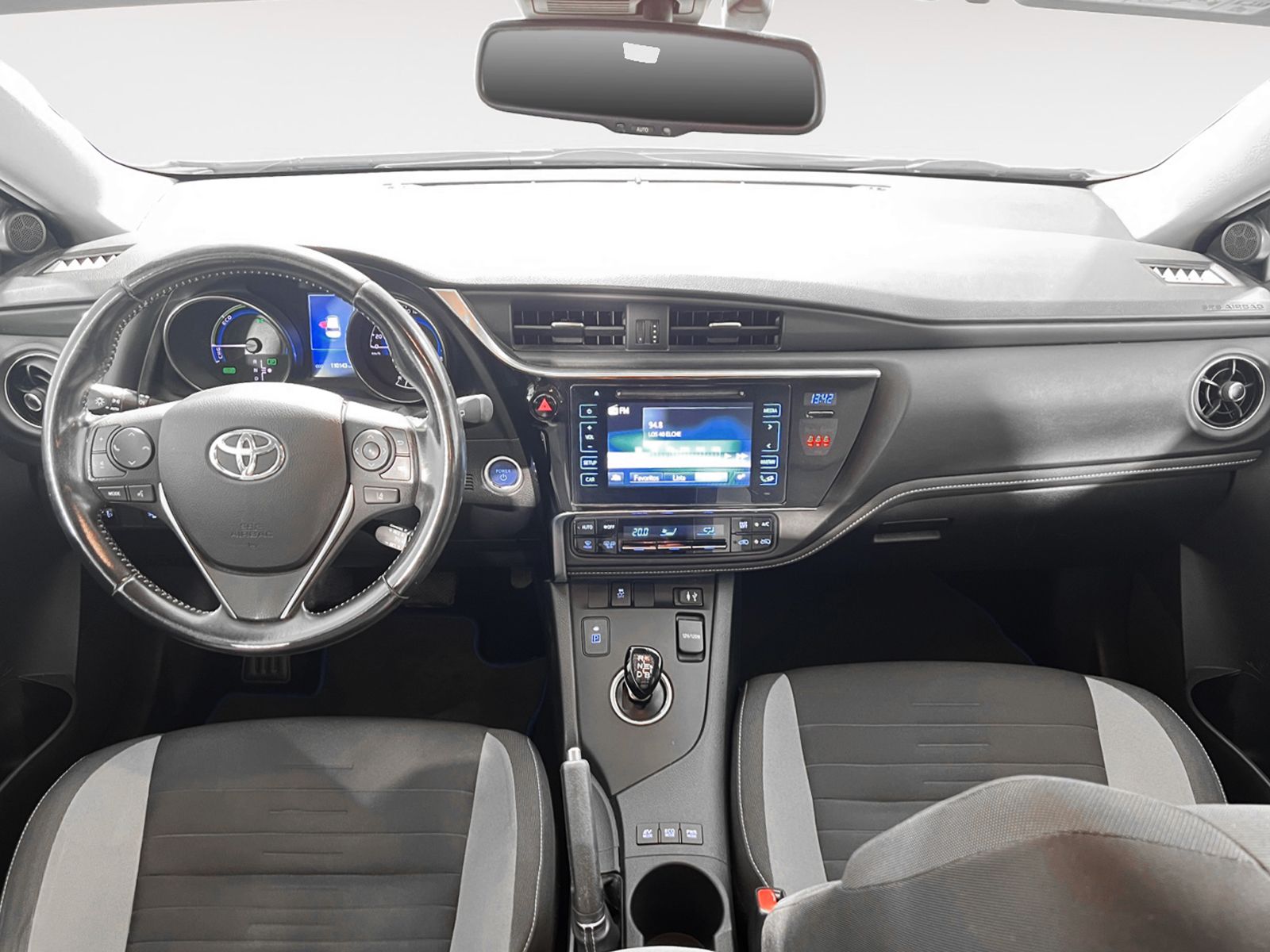 Toyota Auris 1.8 Hybrid Active - foto 9