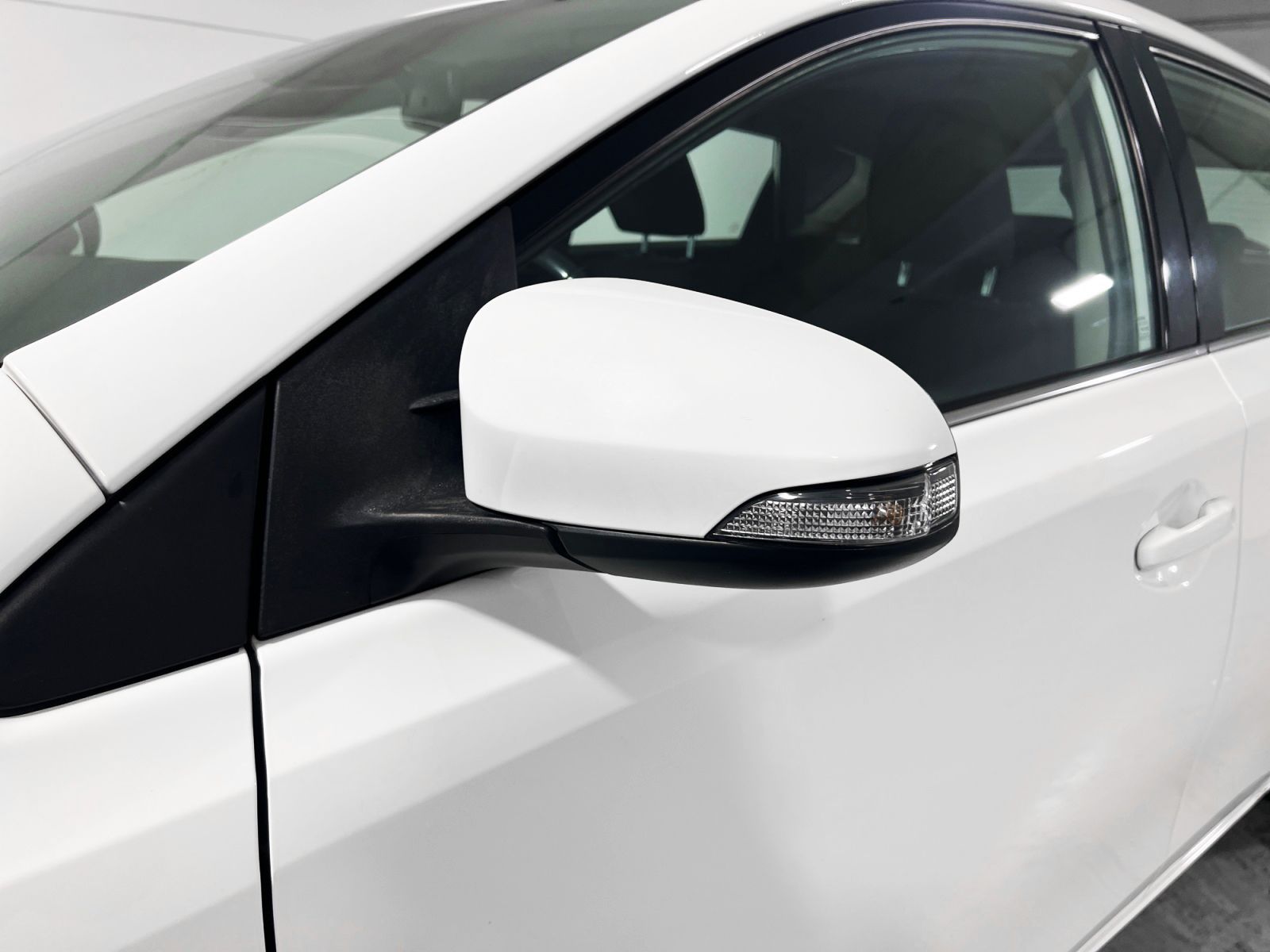 Toyota Auris 1.8 Hybrid Active - foto 23