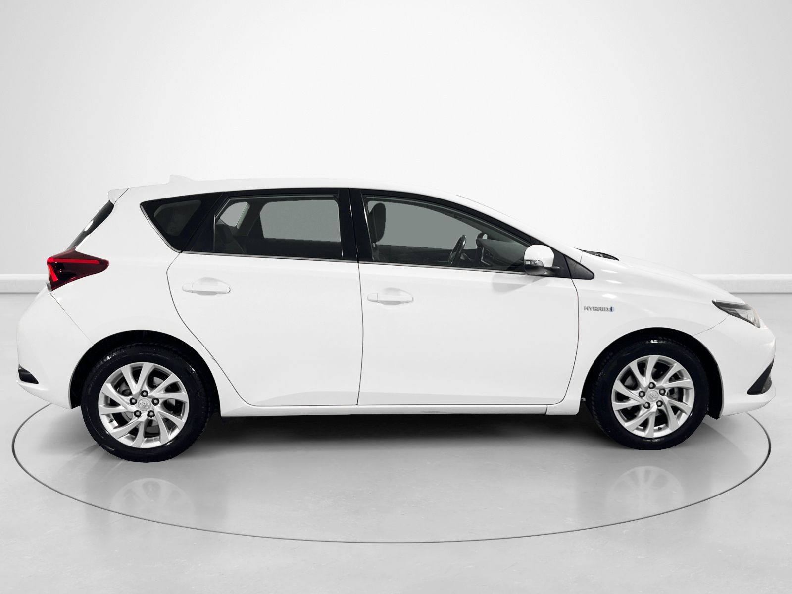Toyota Auris 1.8 Hybrid Active - foto 2