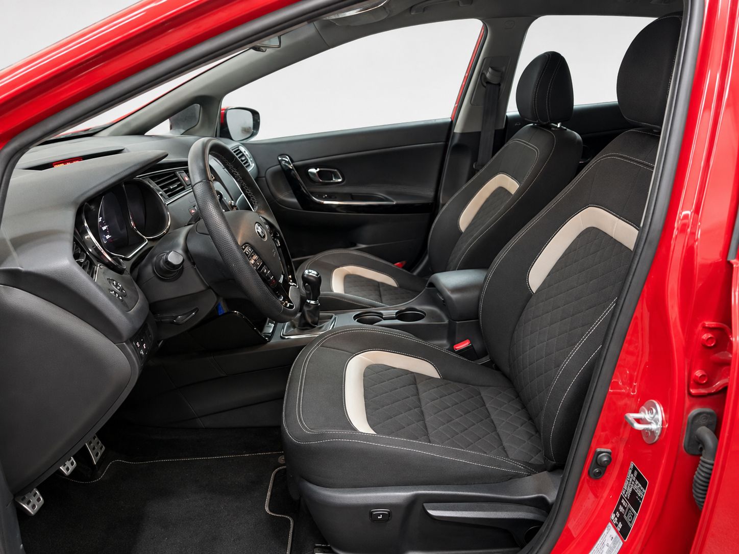Kia Ceed 1.6 CRDi VGT GT Line - foto 11