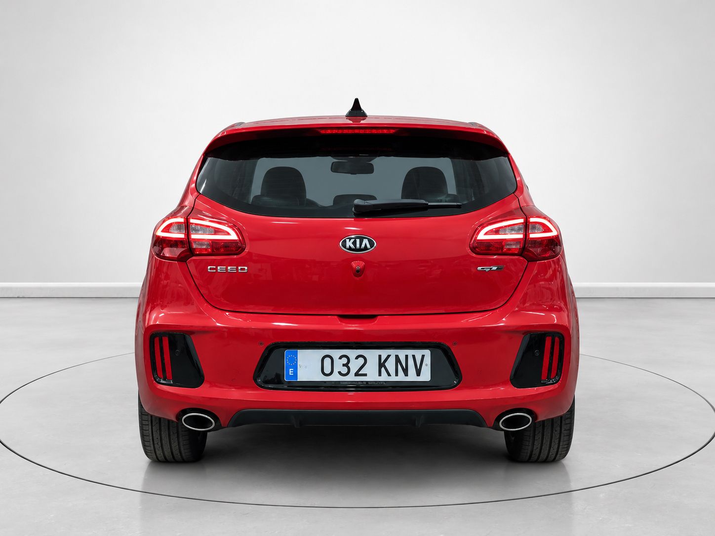 Kia Ceed 1.6 CRDi VGT GT Line - foto 4