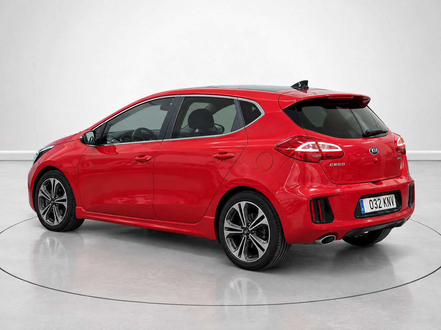 Kia Ceed 1.6 CRDi VGT GT Line - foto 5