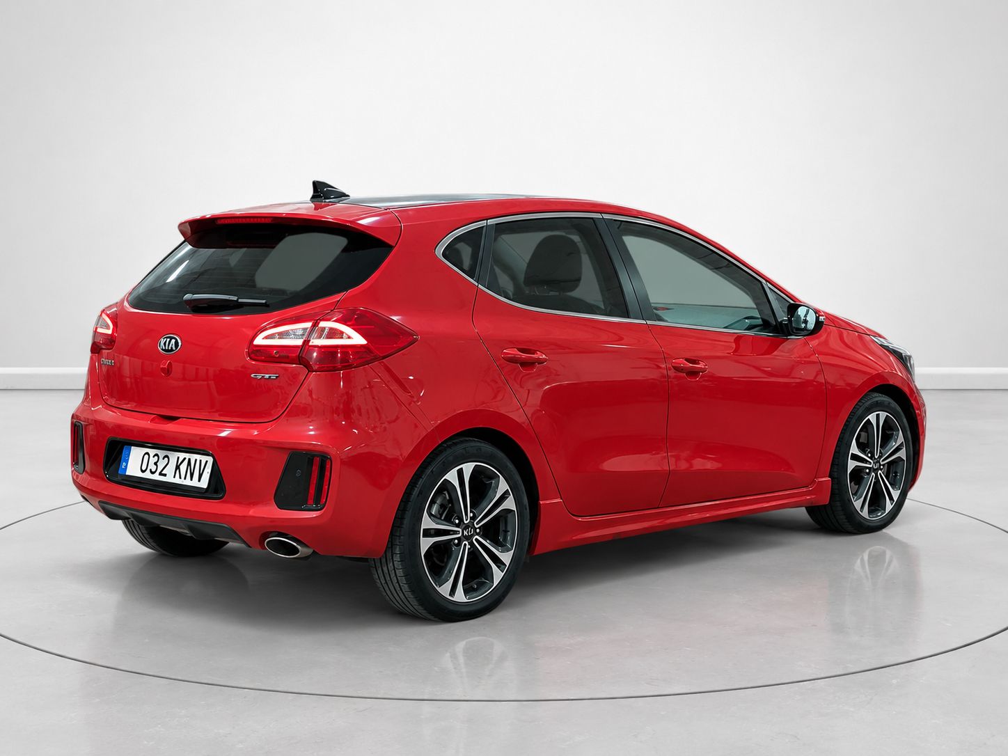 Kia Ceed 1.6 CRDi VGT GT Line - foto 3