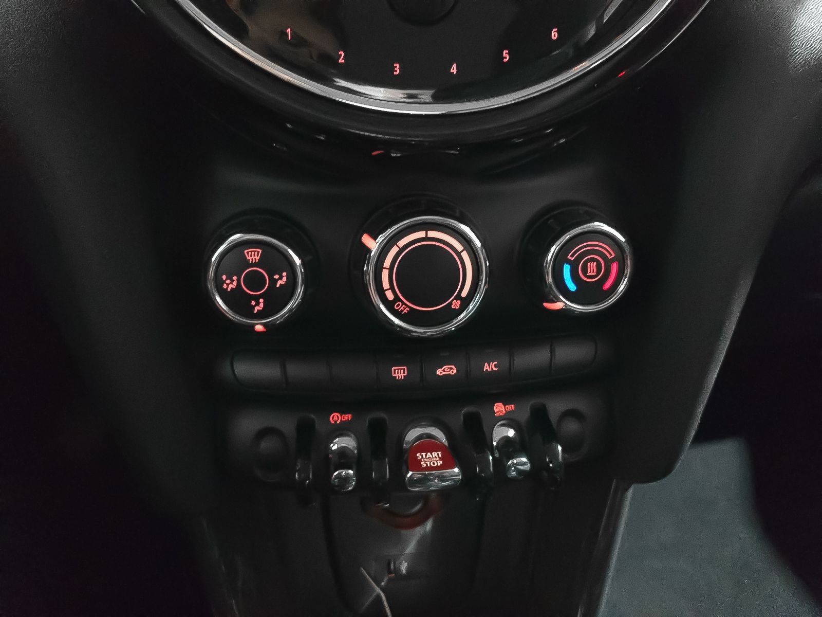 MINI Cooper One - foto 20